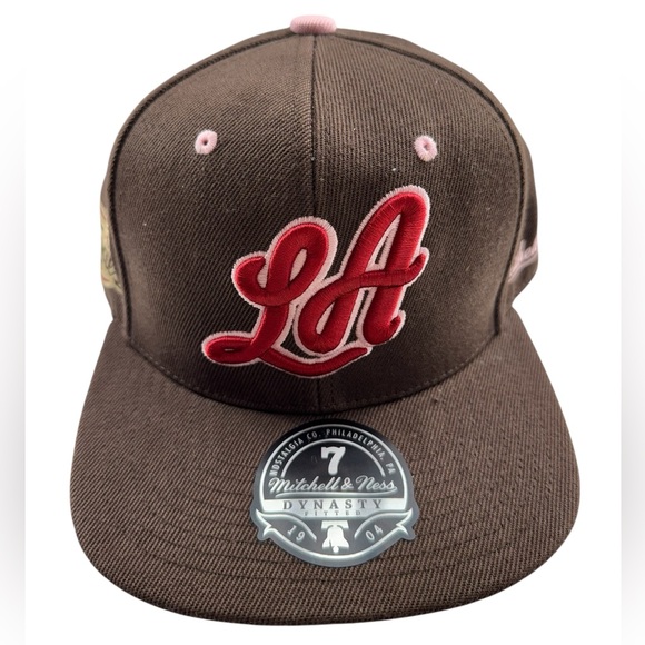 MITCHELL & NESS LA LAKERS CURSIVE 2009 NBA FINALS CAP BROWN PINK Red LA Sz 7 - Picture 7 of 12